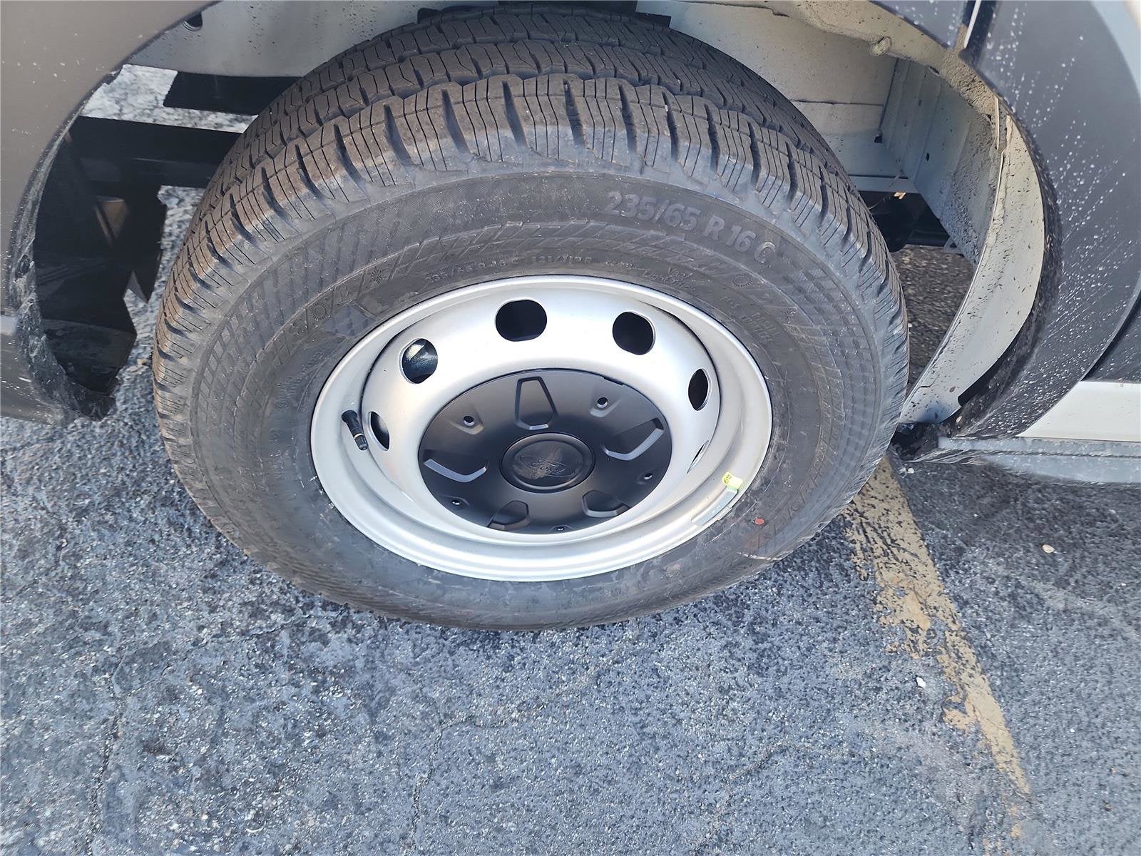 2026 Ford Transit Cargo Van T-250 148" Med Rf 9150 GVWR RWD