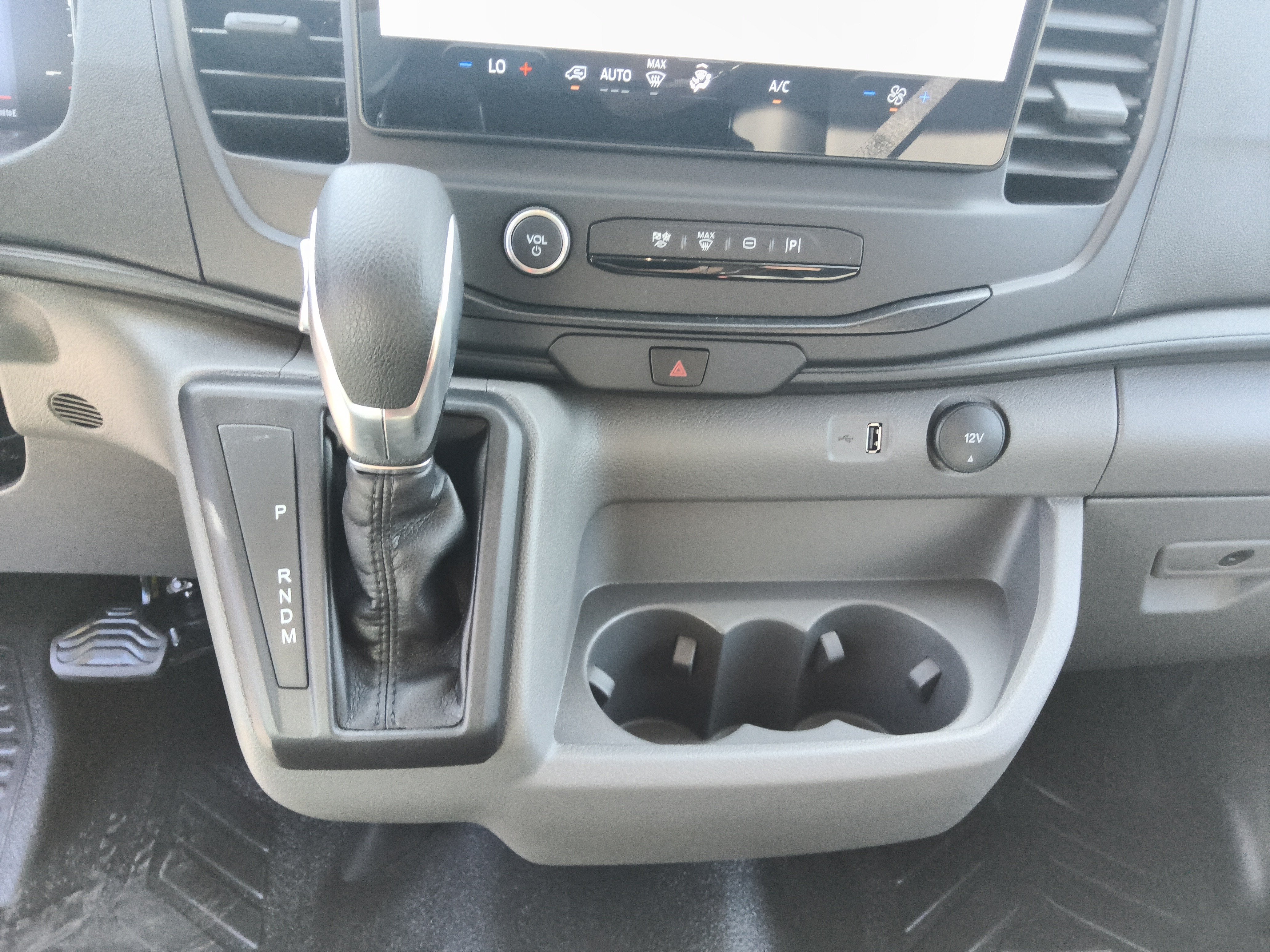 2026 Ford Transit Cargo Van Base