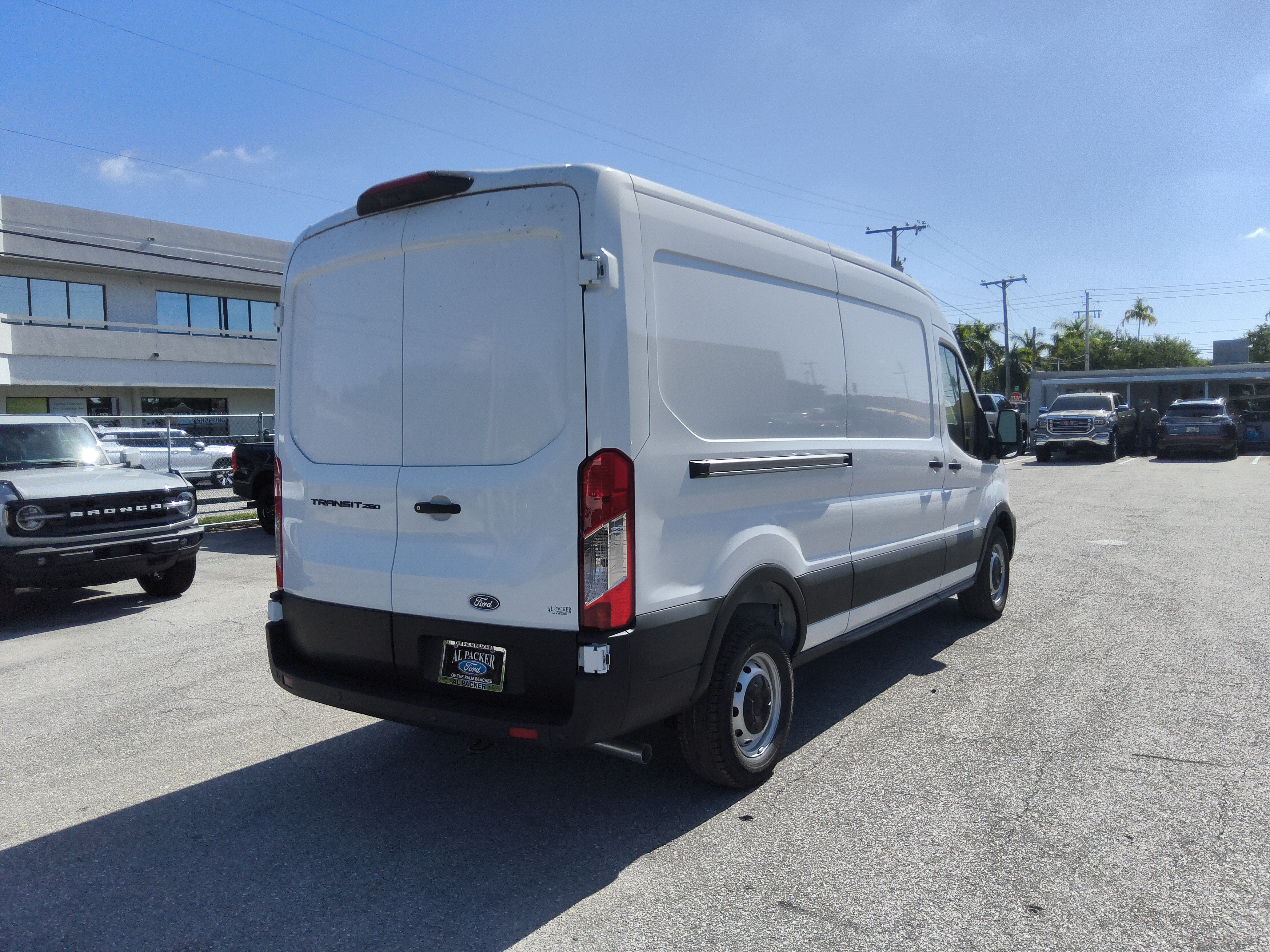 2026 Ford Transit Cargo Van Base