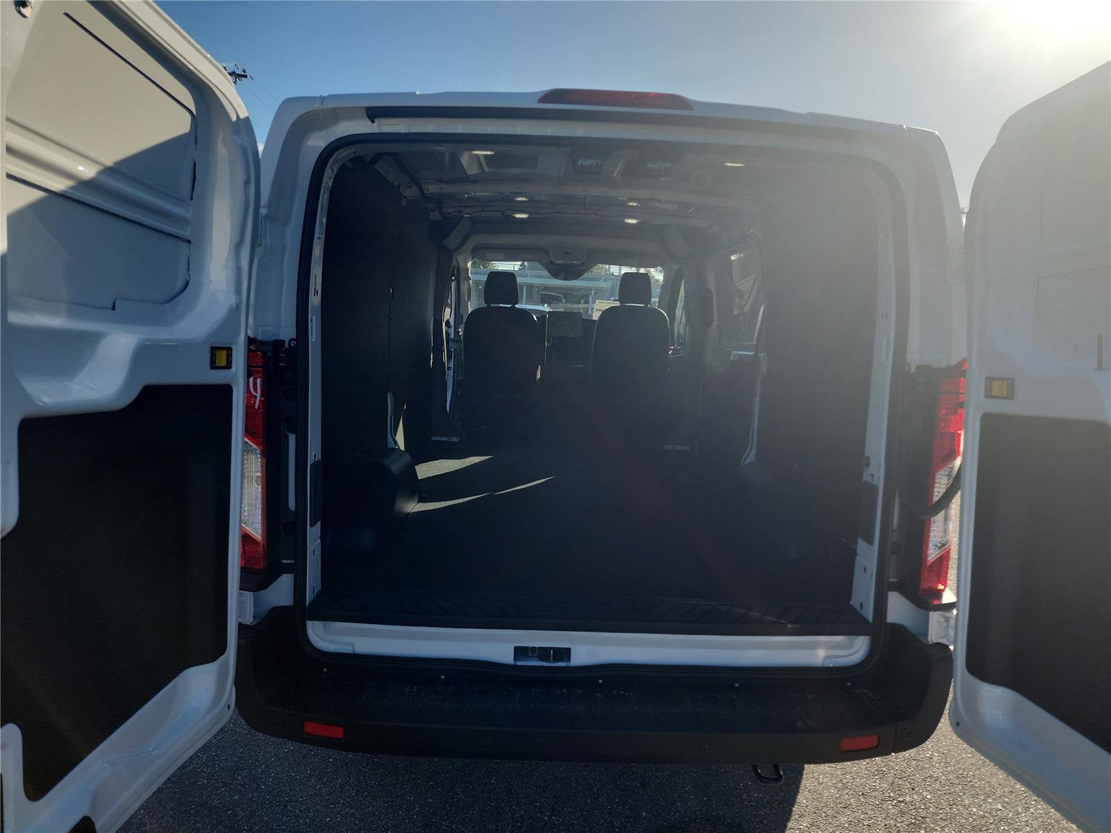 2026 Ford Transit Cargo Van Base