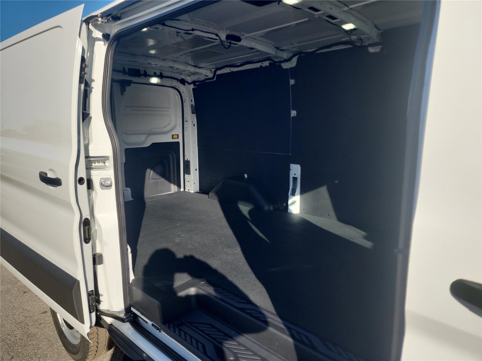 2026 Ford Transit Cargo Van Base