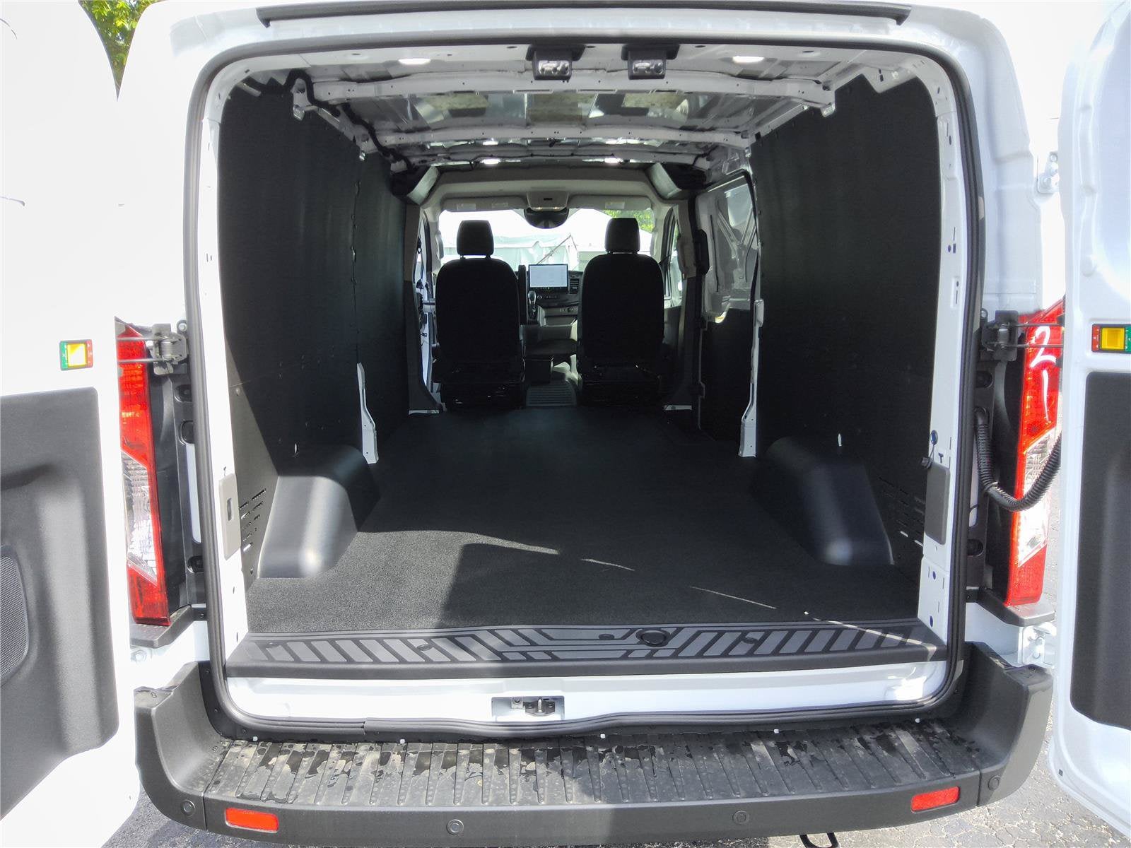 2026 Ford Transit Cargo Van Base