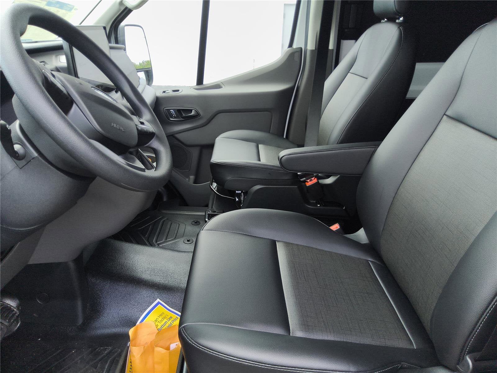 2026 Ford Transit Cargo Van Base