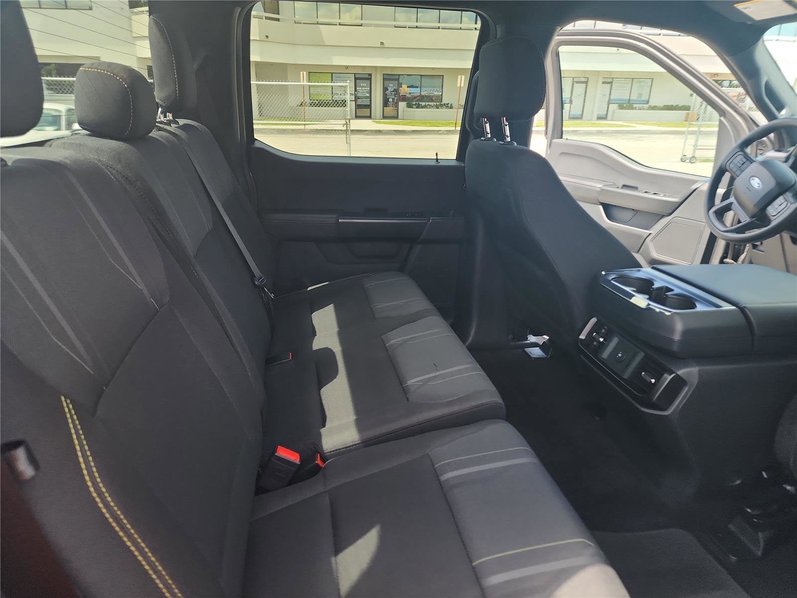 2025 Ford F-150 Base