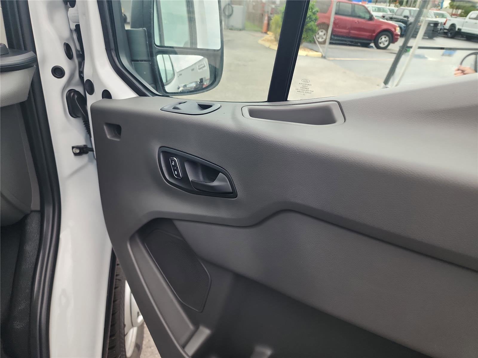 2025 Ford Transit Cargo Van Base