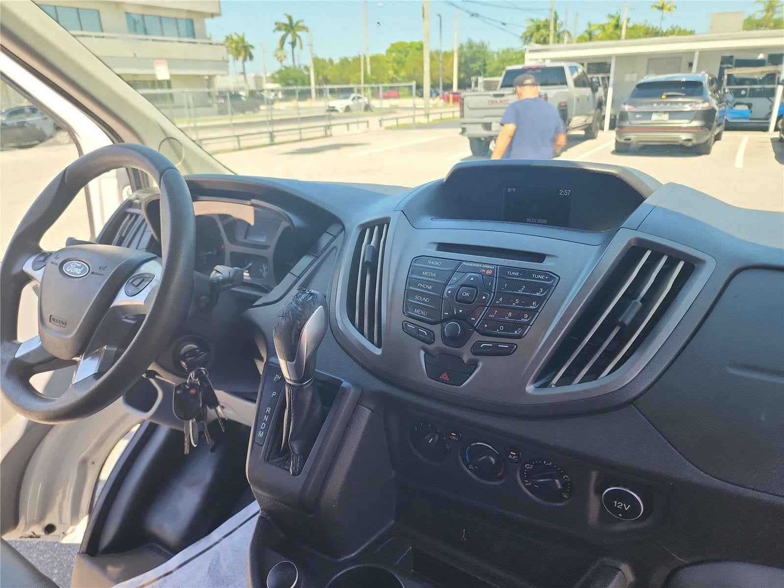 2018 Ford Transit Van 148 WB Medium Roof Cargo