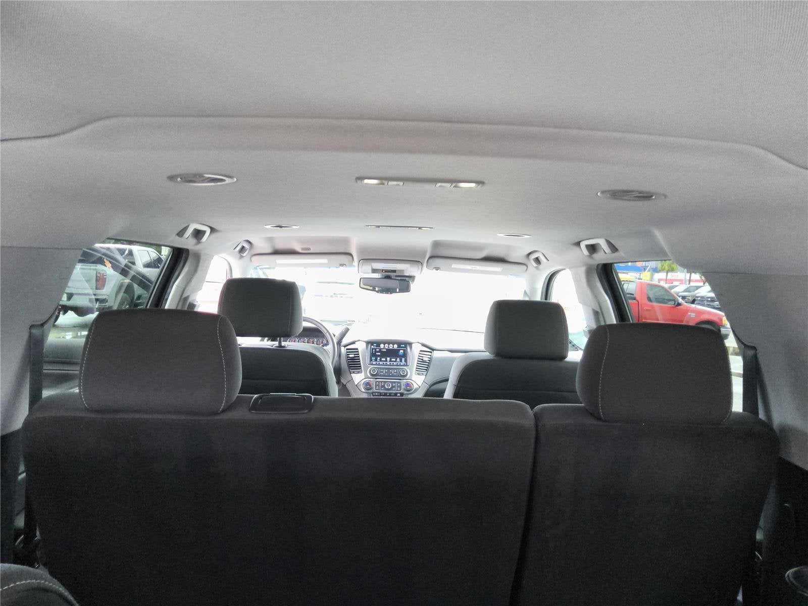 2018 Chevrolet Suburban LS