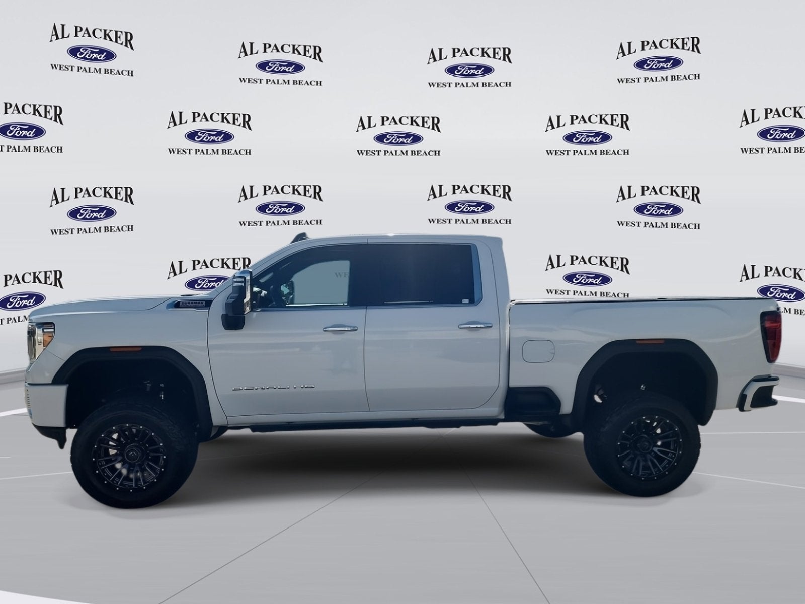 2023 GMC Sierra 2500HD Denali