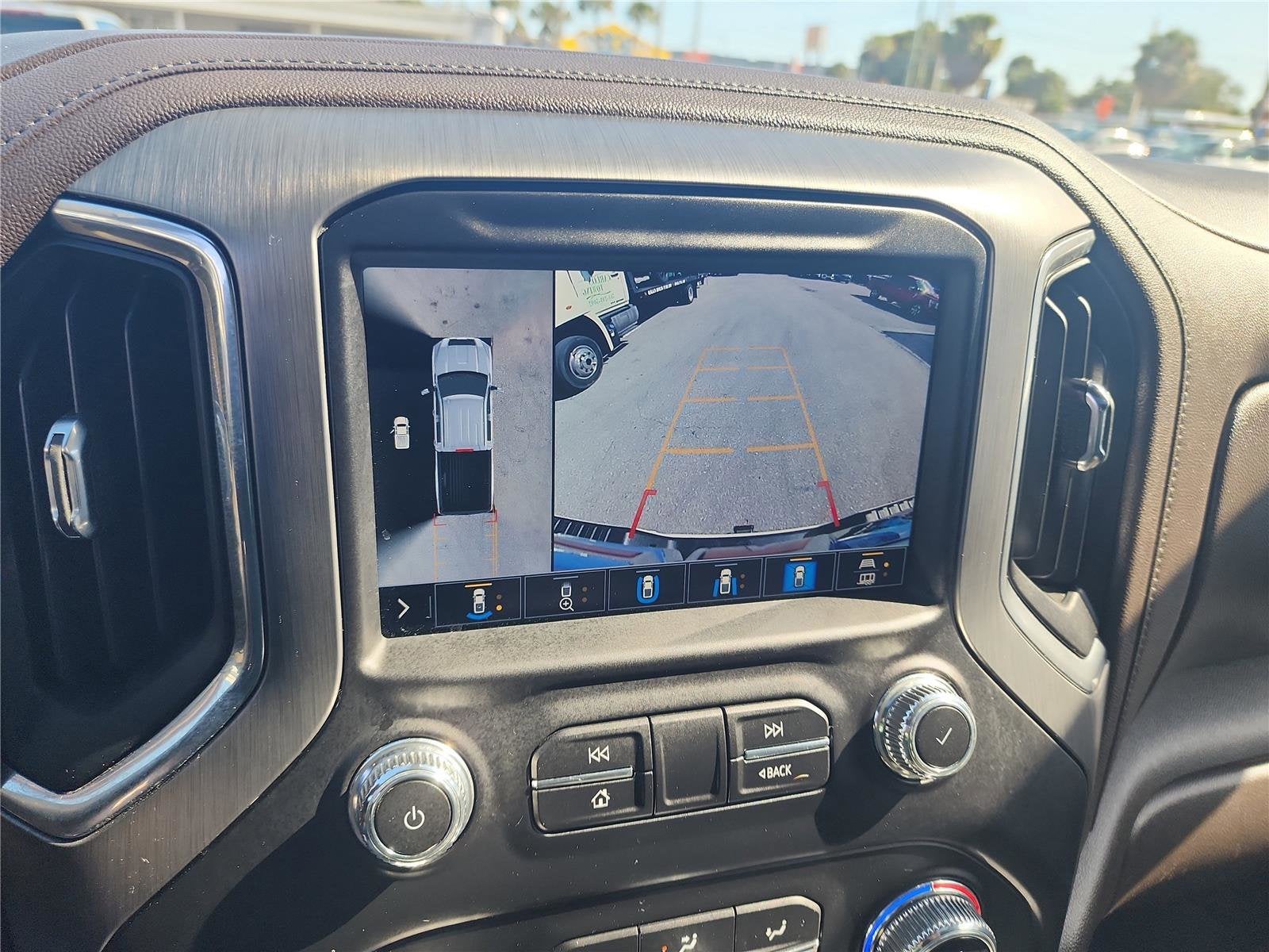 2023 GMC Sierra 2500HD Denali