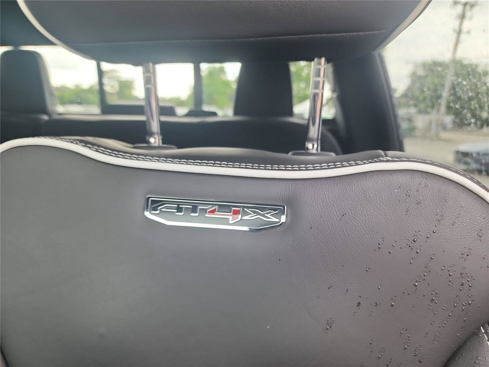 2025 GMC Sierra 2500HD AT4X