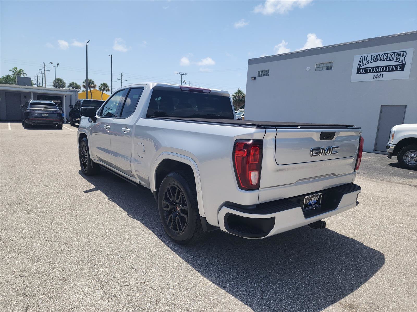 2022 GMC Sierra 1500 Elevation