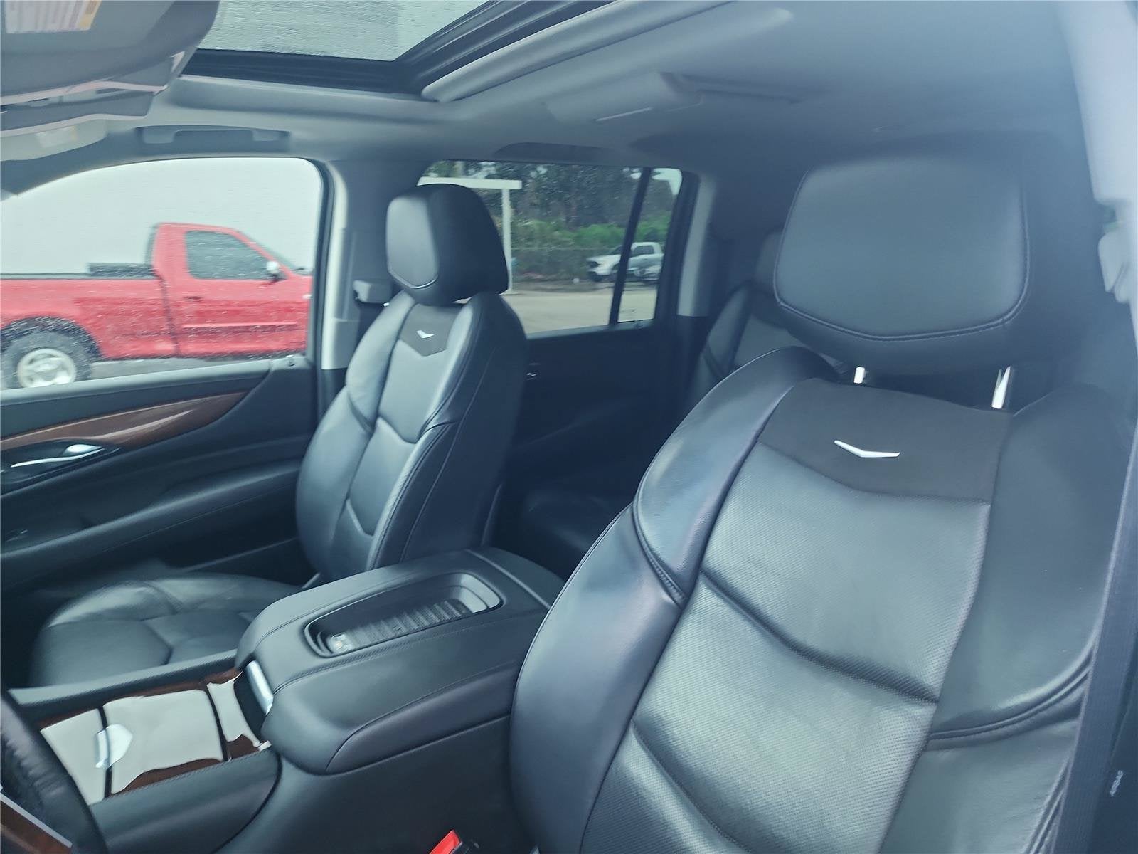 2019 Cadillac Escalade ESV Luxury