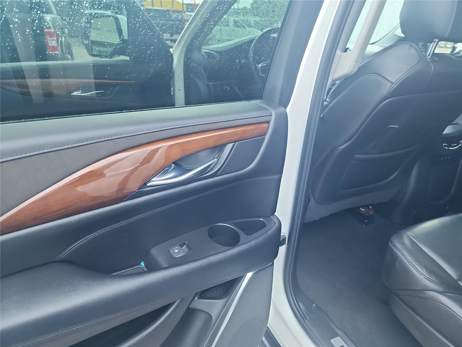 2019 Cadillac Escalade ESV Luxury
