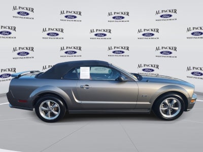 2005 Ford Mustang GT Premium