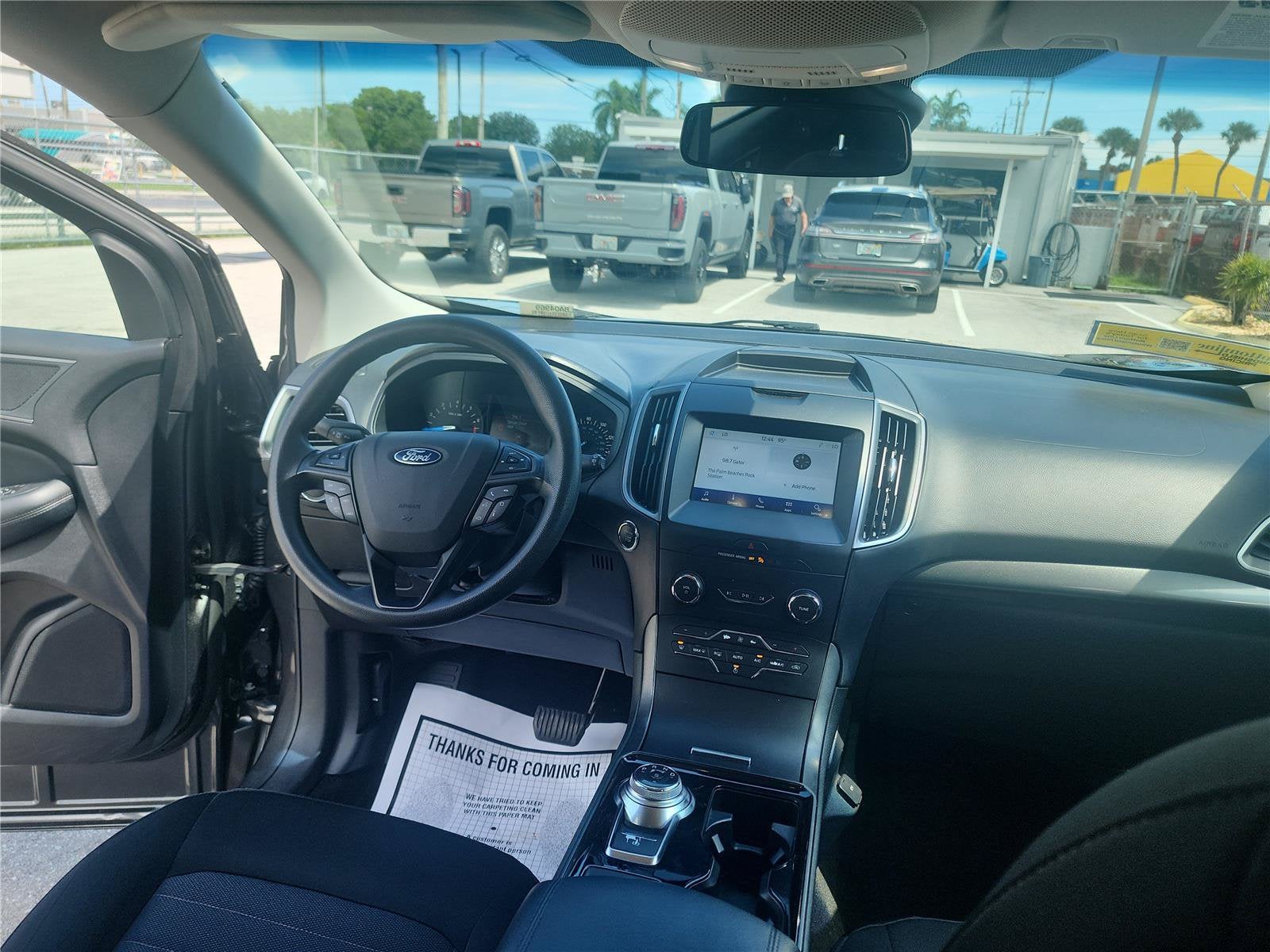 2020 Ford Edge SE