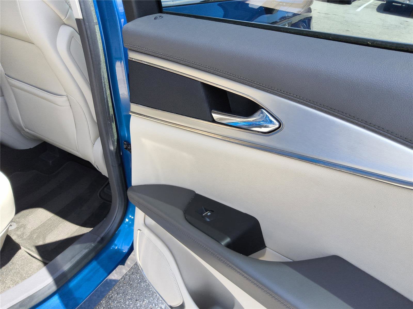 2020 Lincoln Nautilus Standard