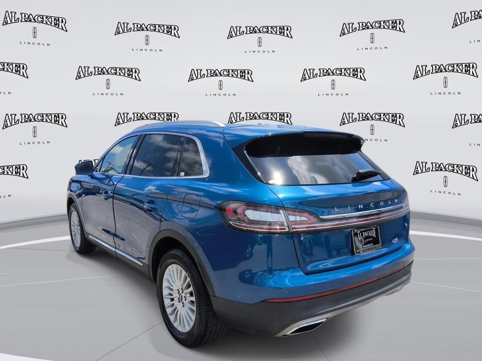 2020 Lincoln Nautilus Standard