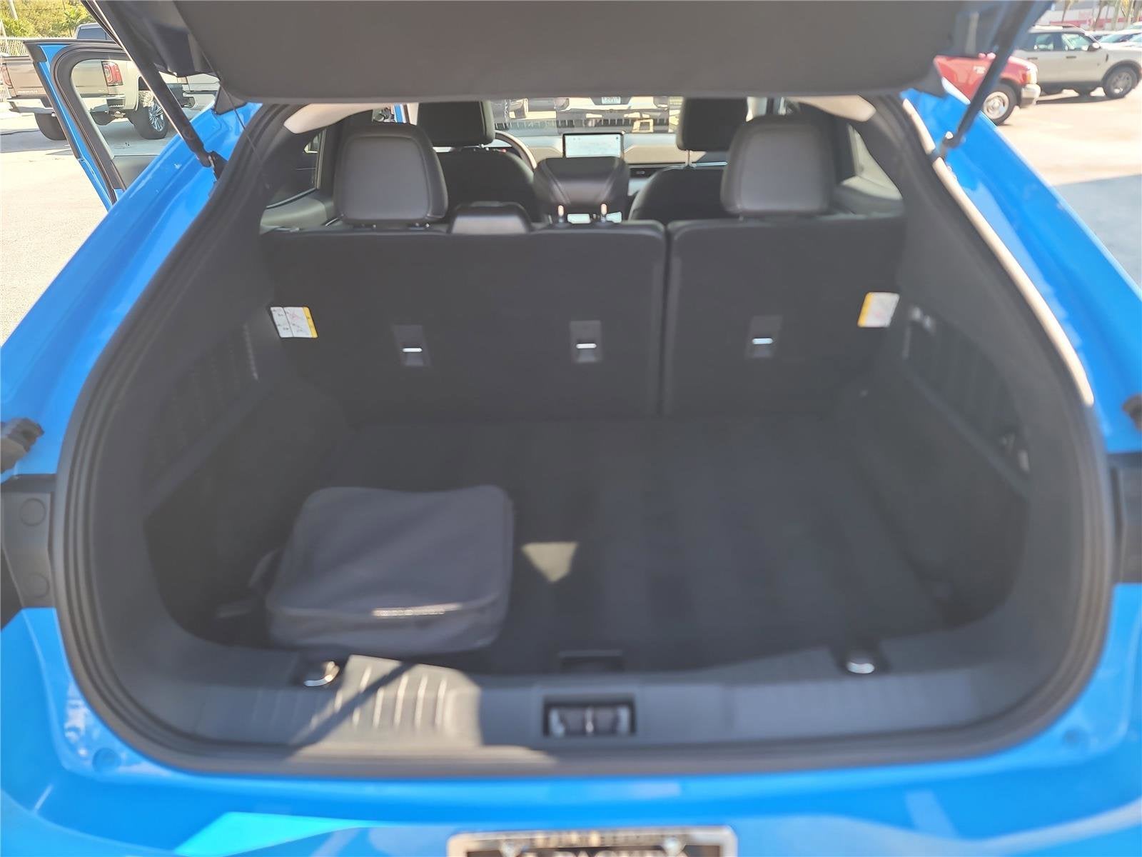 2022 Ford Mustang Mach-E California Route 1