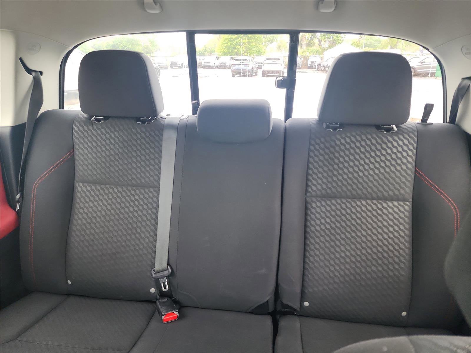 2022 Toyota Tacoma 2WD SR5