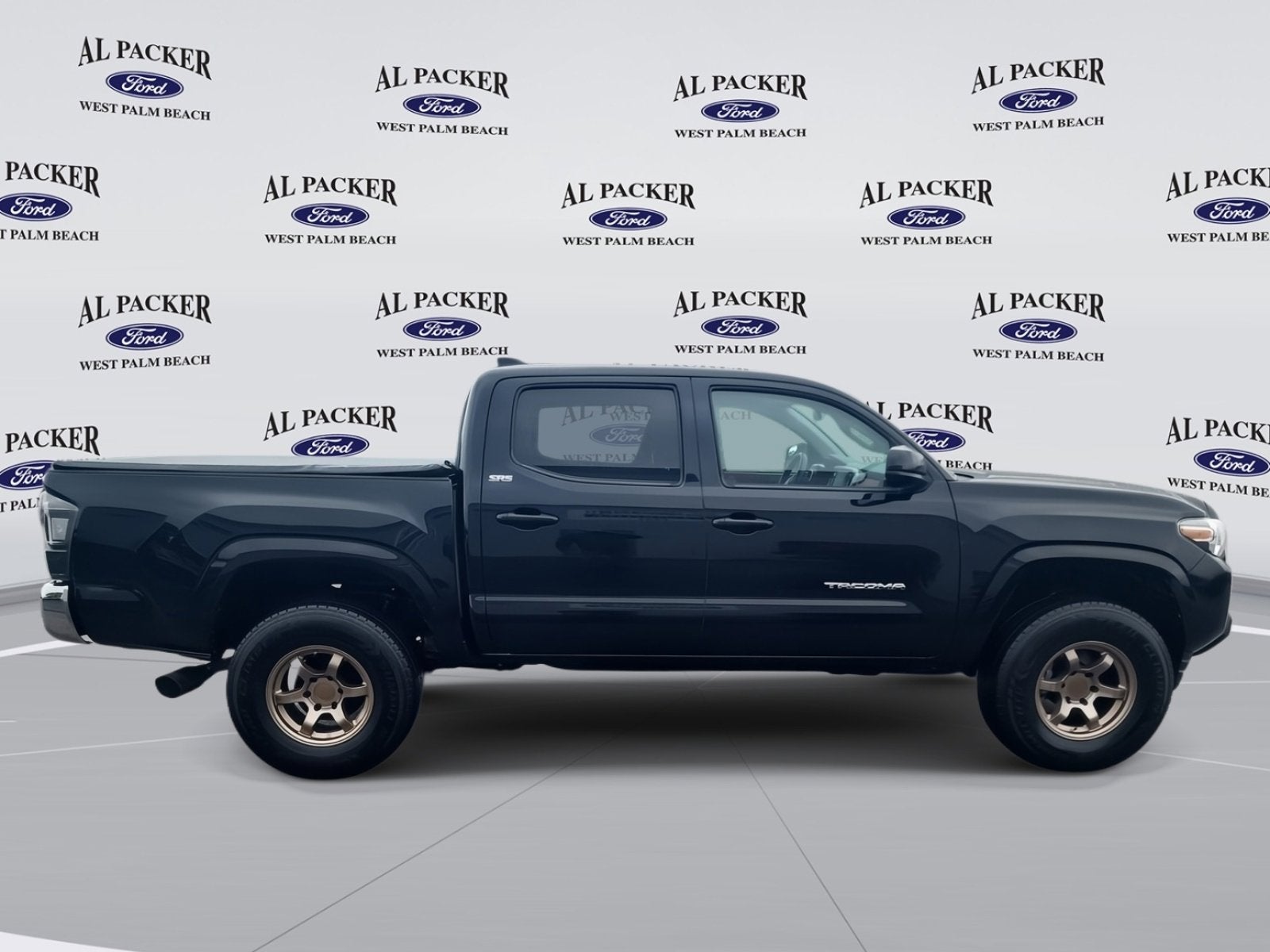 2022 Toyota Tacoma 2WD SR5