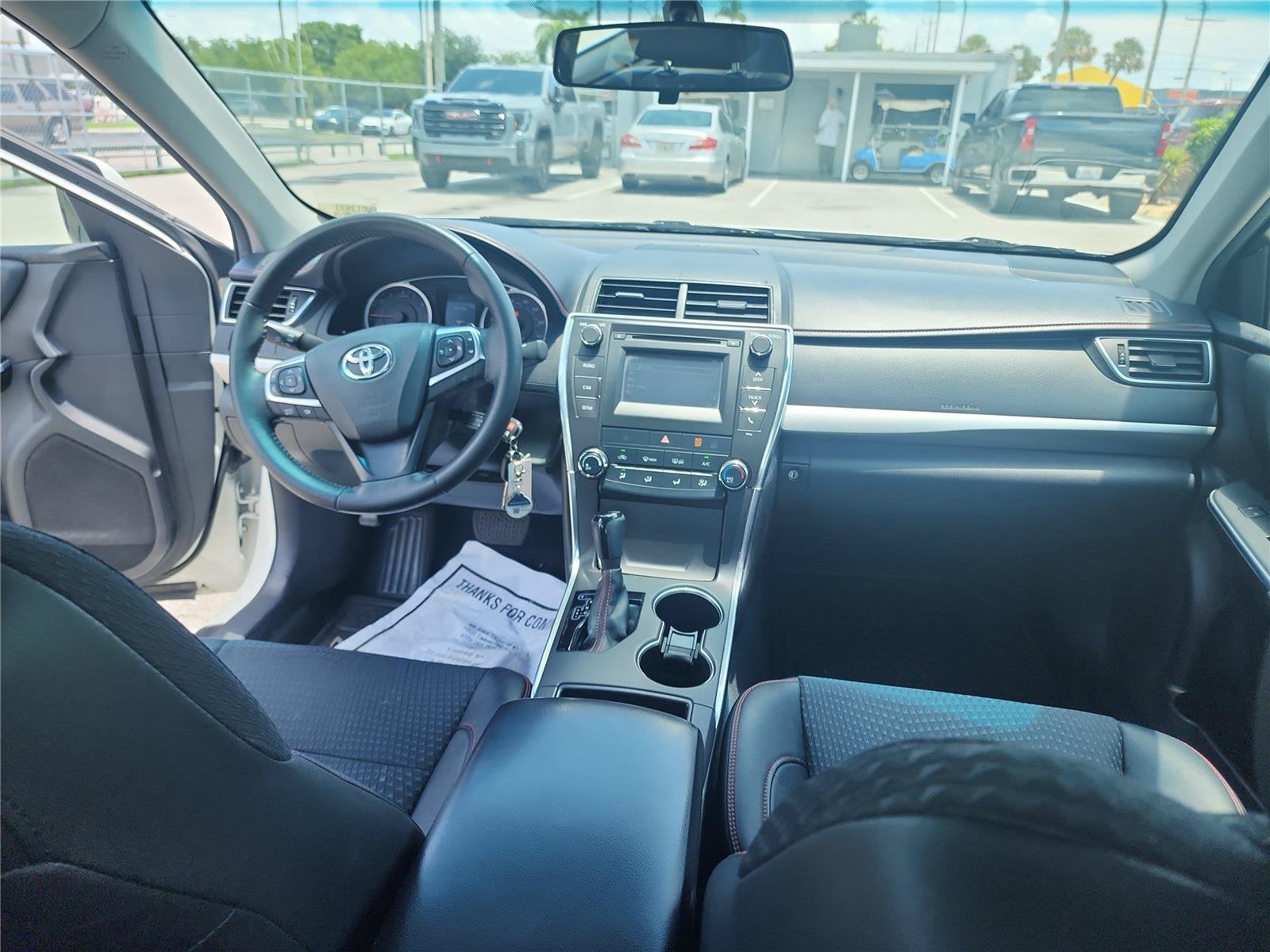 2015 Toyota Camry SE