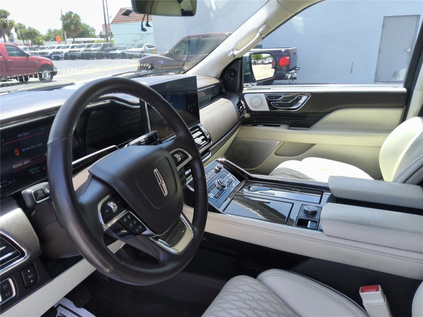 2023 Lincoln Navigator Black Label