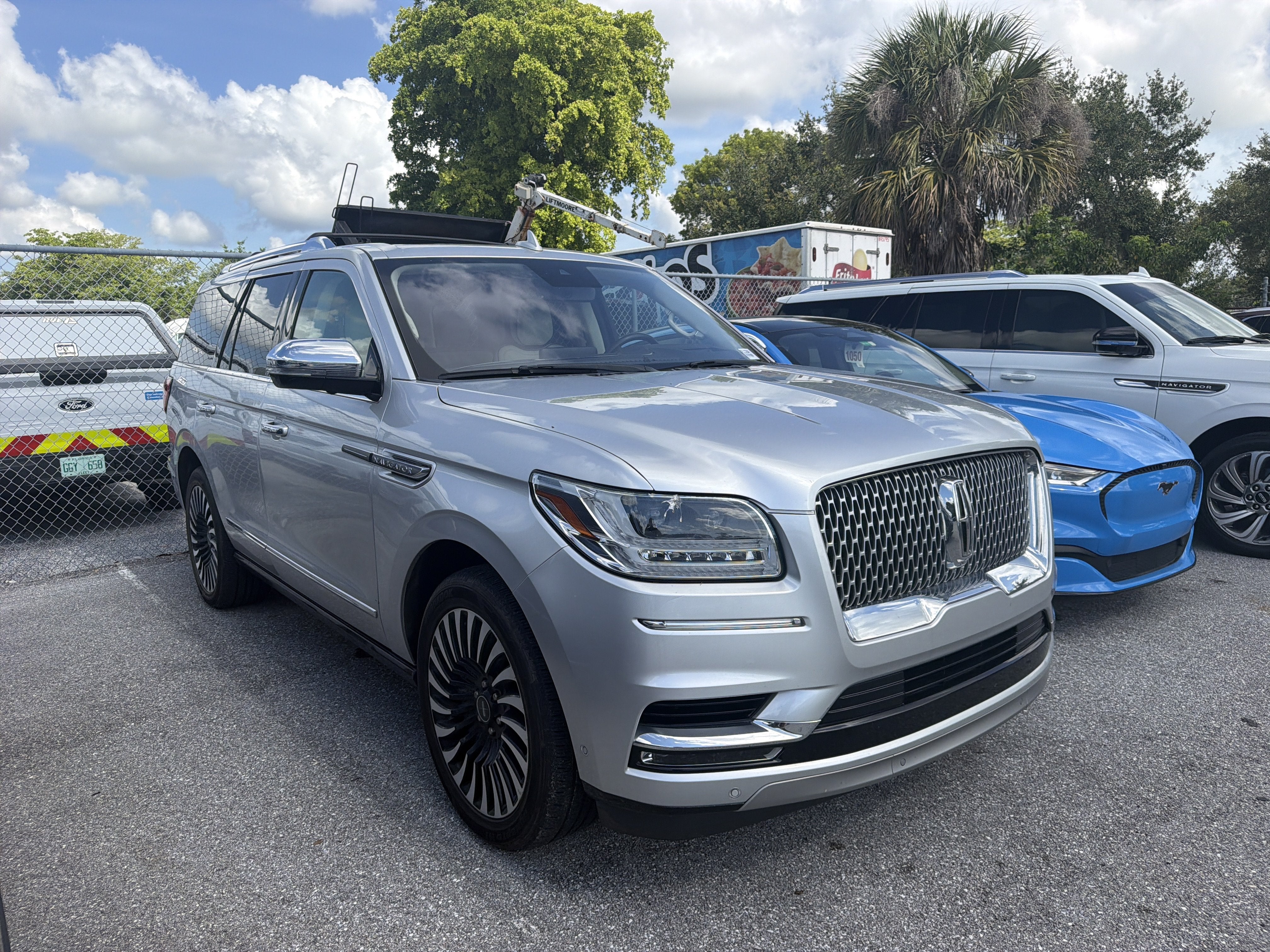 2019 Lincoln Navigator Black Label
