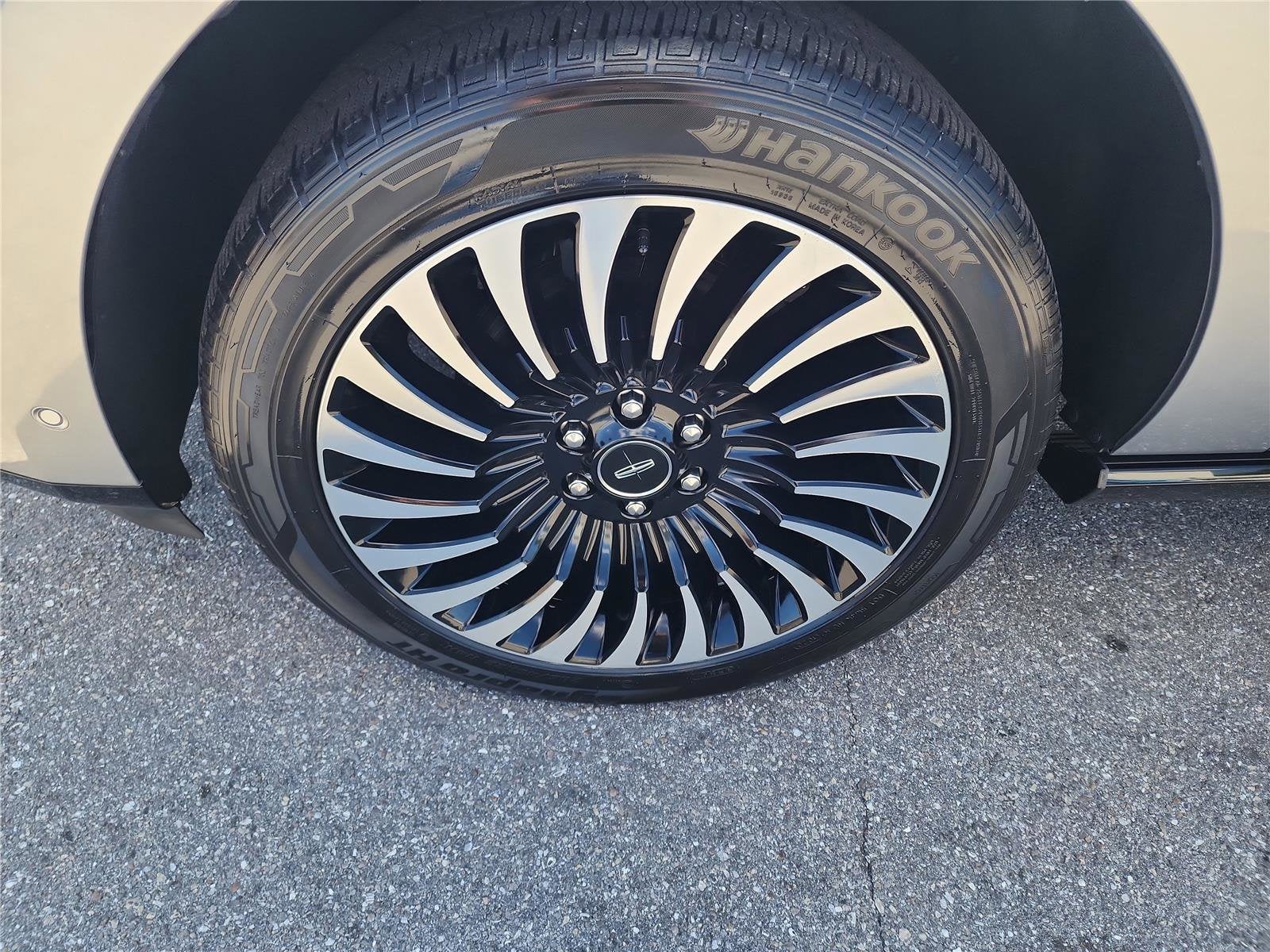 2020 Lincoln Navigator Black Label