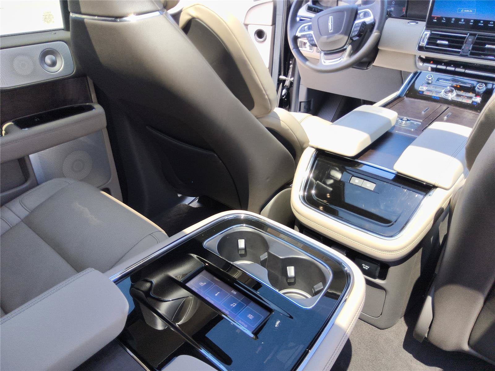 2024 Lincoln Navigator L Reserve