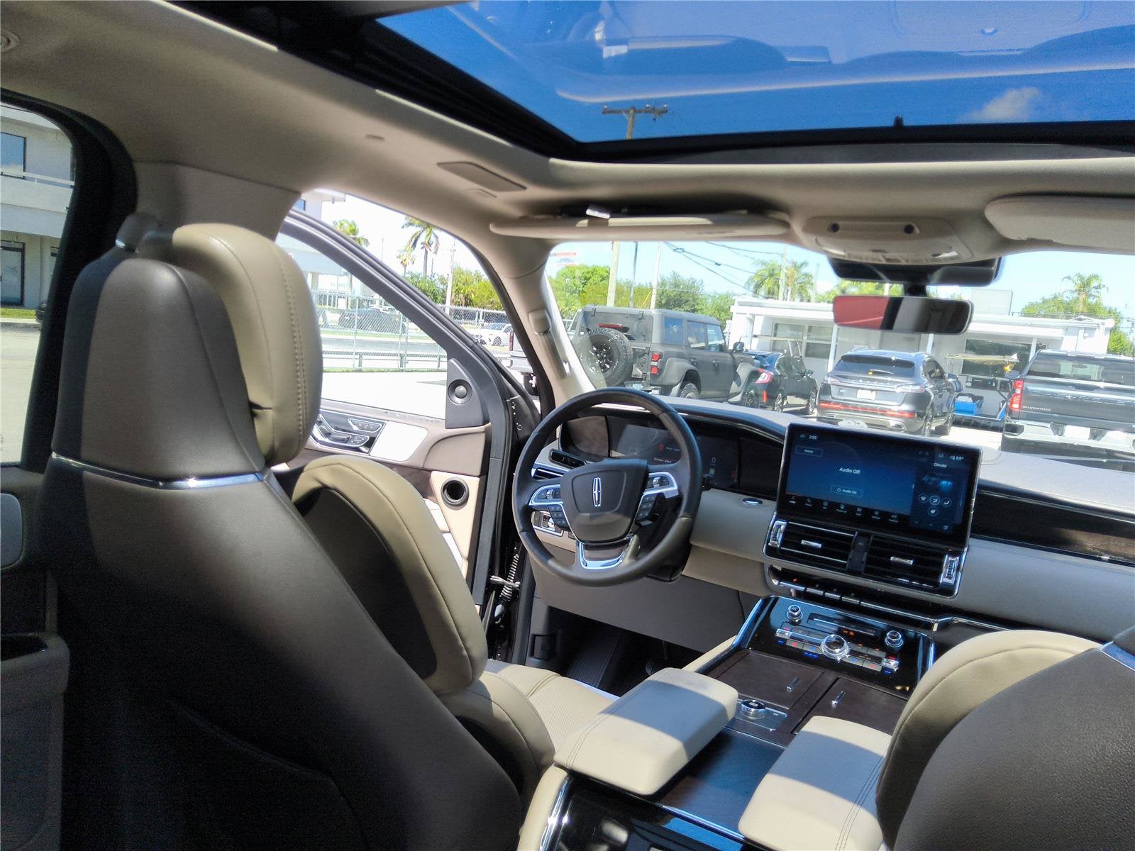 2024 Lincoln Navigator L Reserve