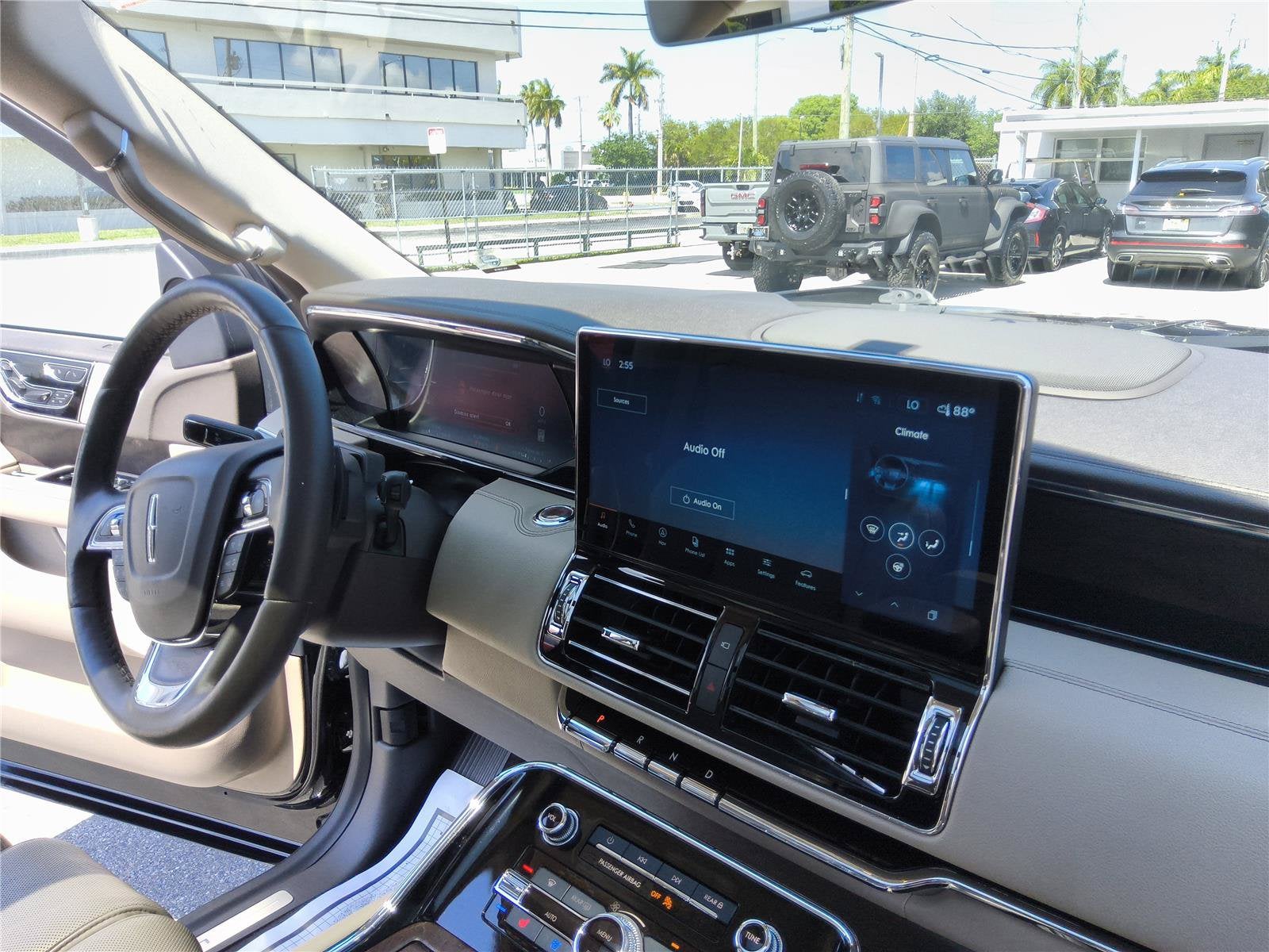 2024 Lincoln Navigator L Reserve