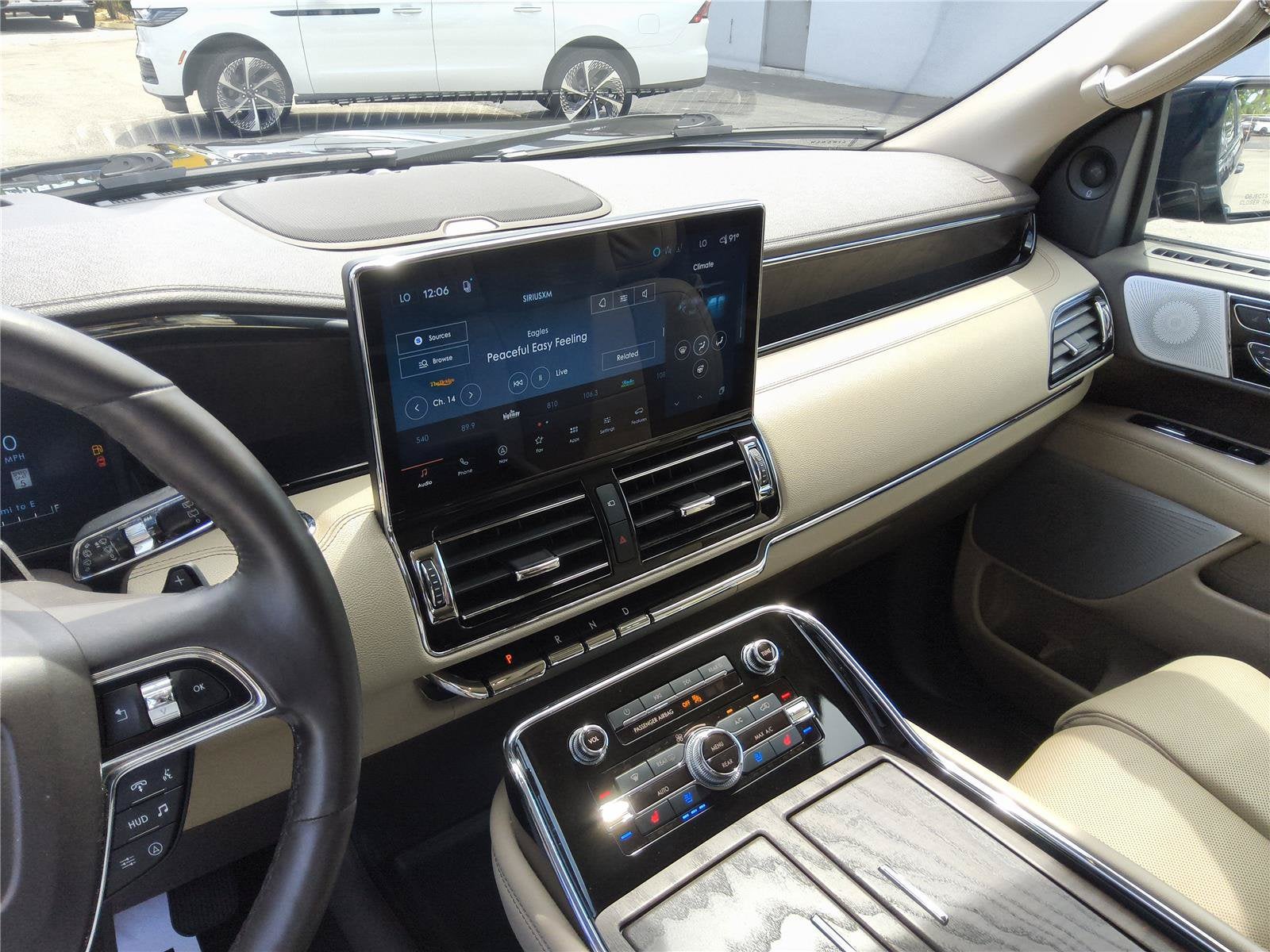 2024 Lincoln Navigator L Reserve