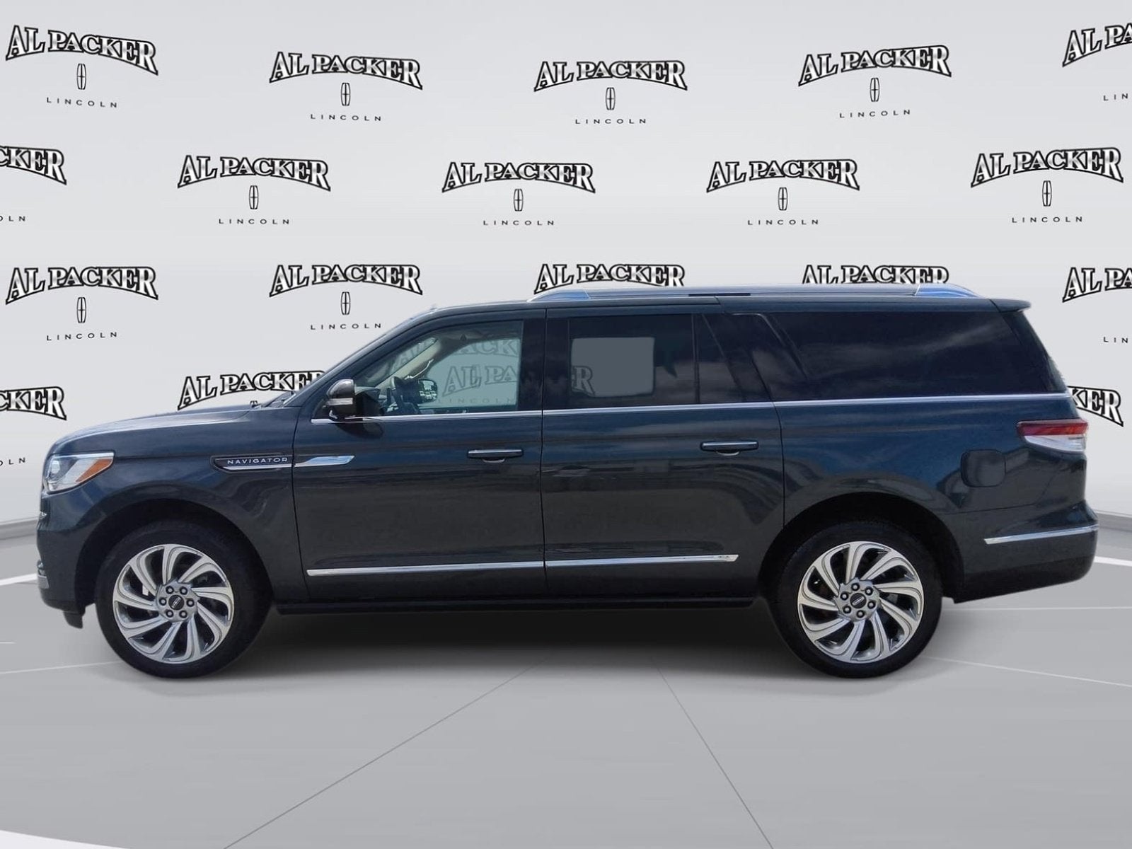 2024 Lincoln Navigator L Reserve