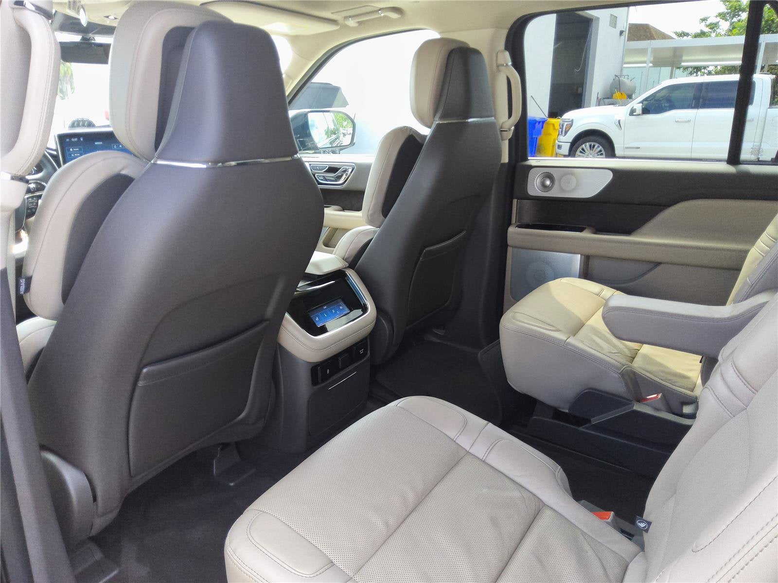 2024 Lincoln Navigator L Reserve