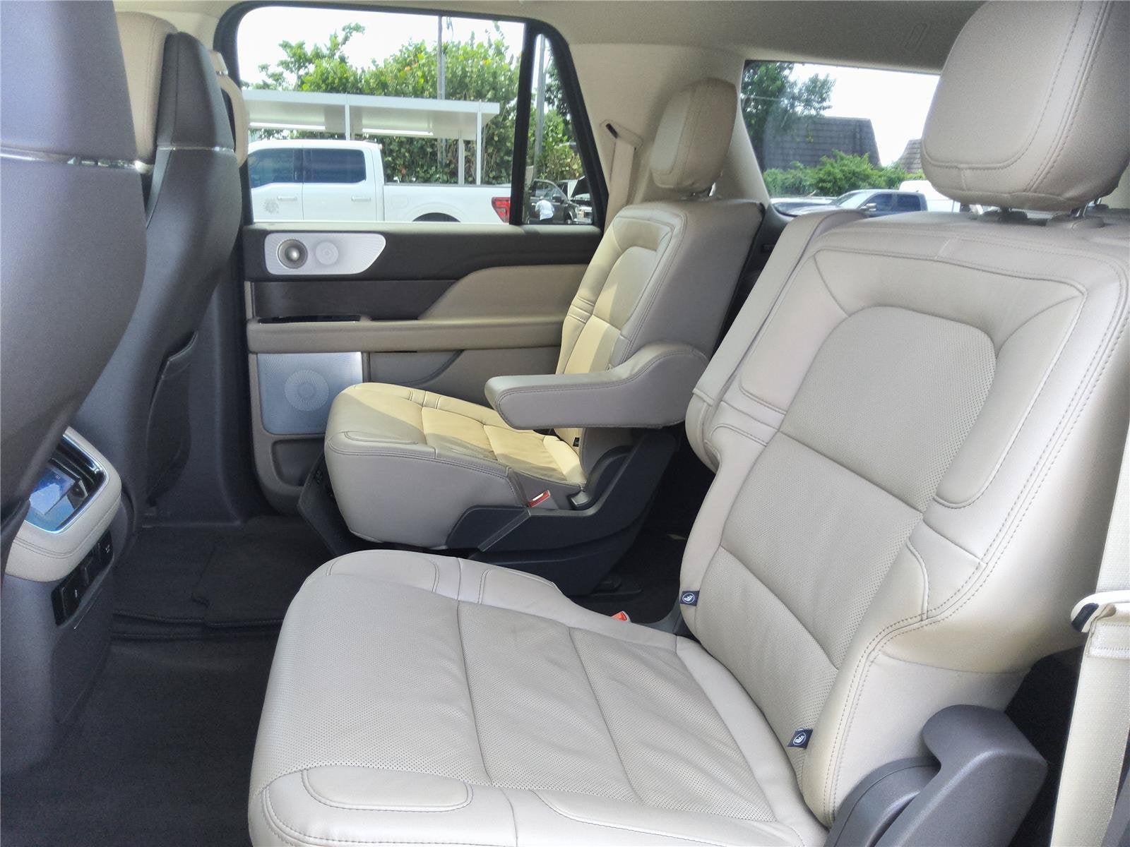 2024 Lincoln Navigator L Reserve