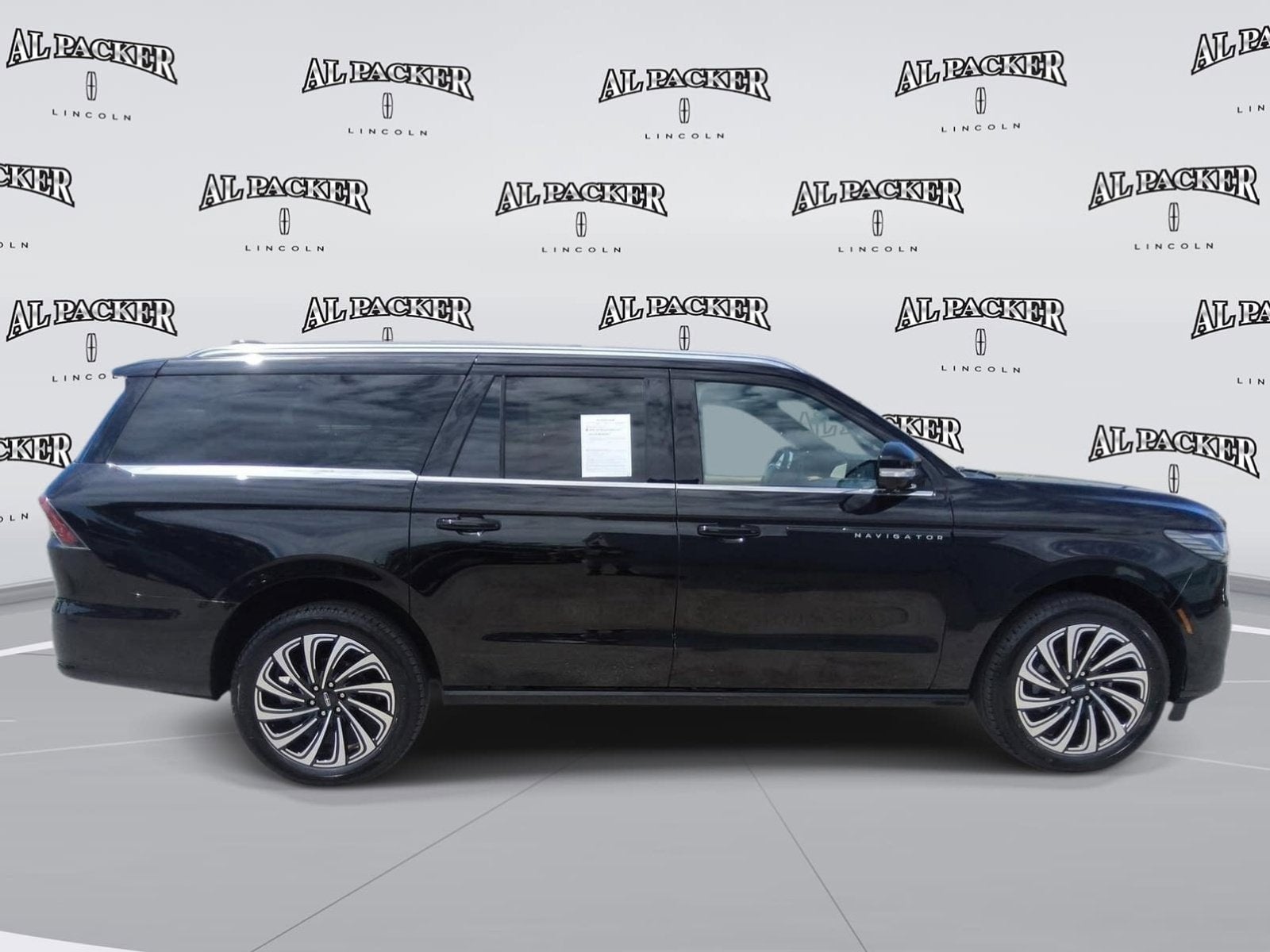 2025 Lincoln Navigator L Black Label