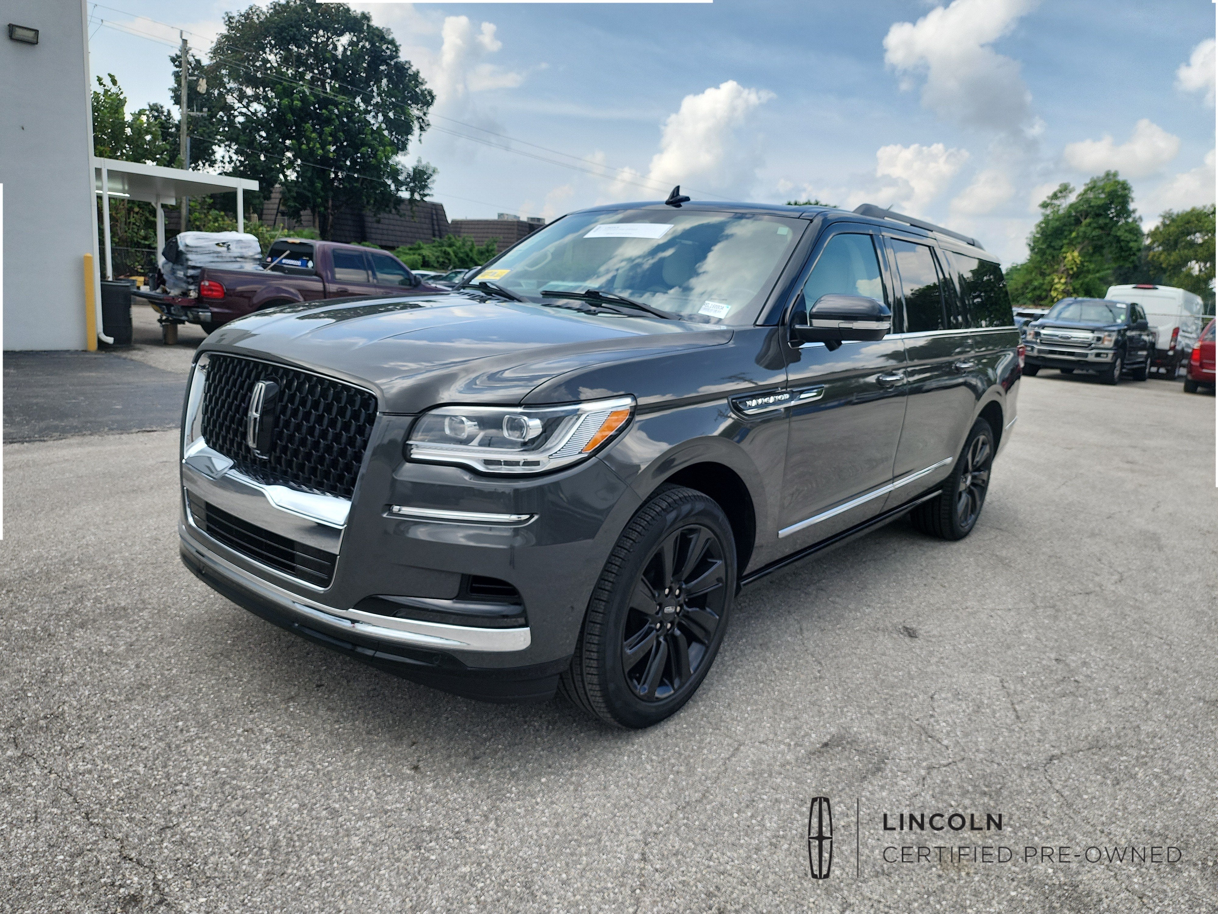 2024 Lincoln Navigator