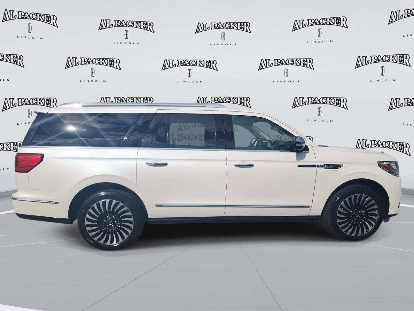 2019 Lincoln Navigator L Black Label