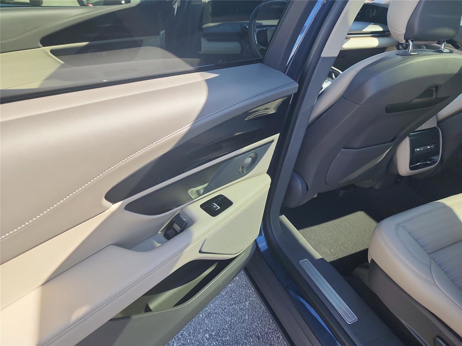 2024 Lincoln Nautilus Reserve