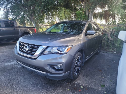 2017 Nissan Pathfinder Platinum