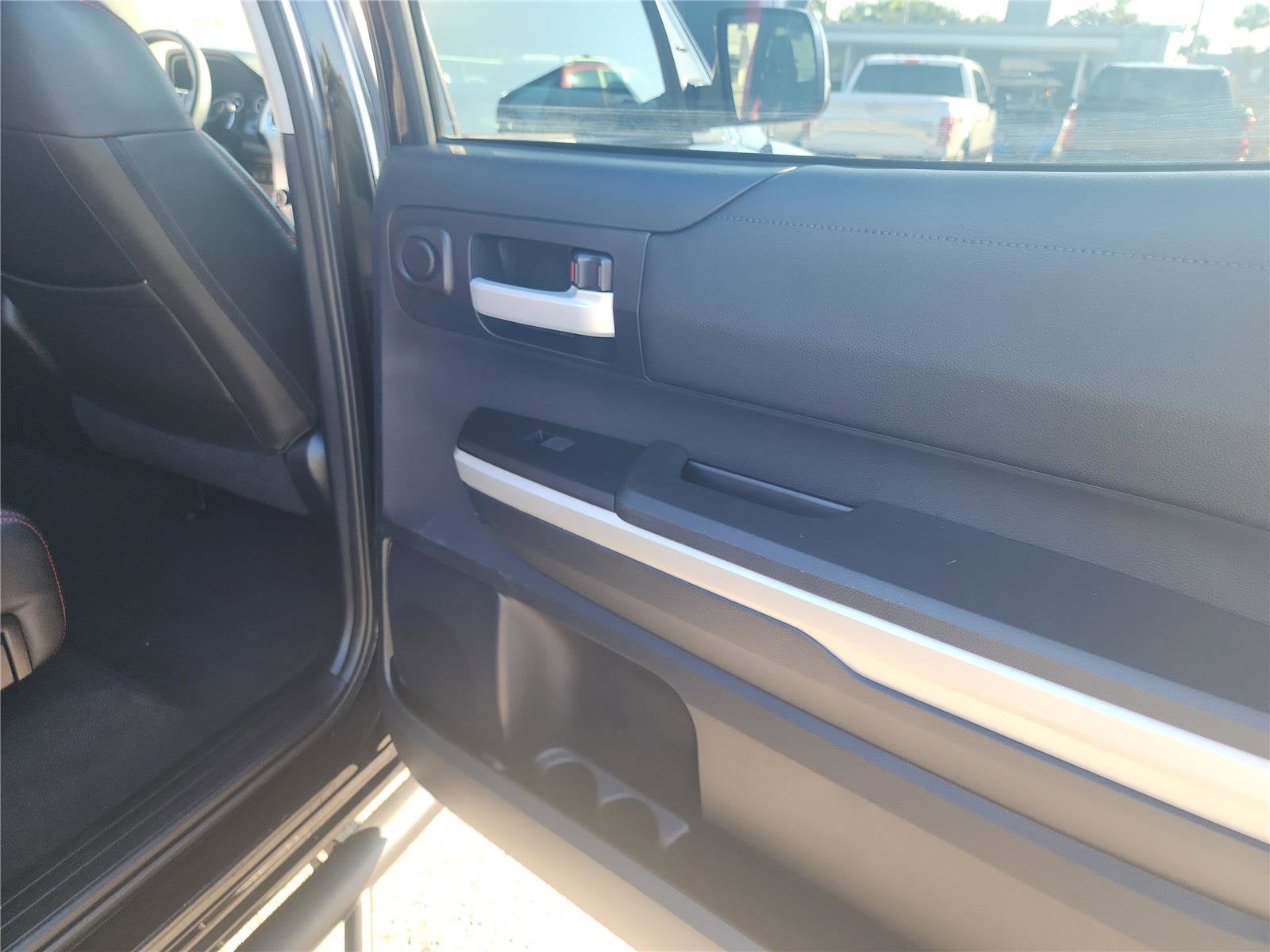 2015 Toyota Tundra 4WD Truck SR5