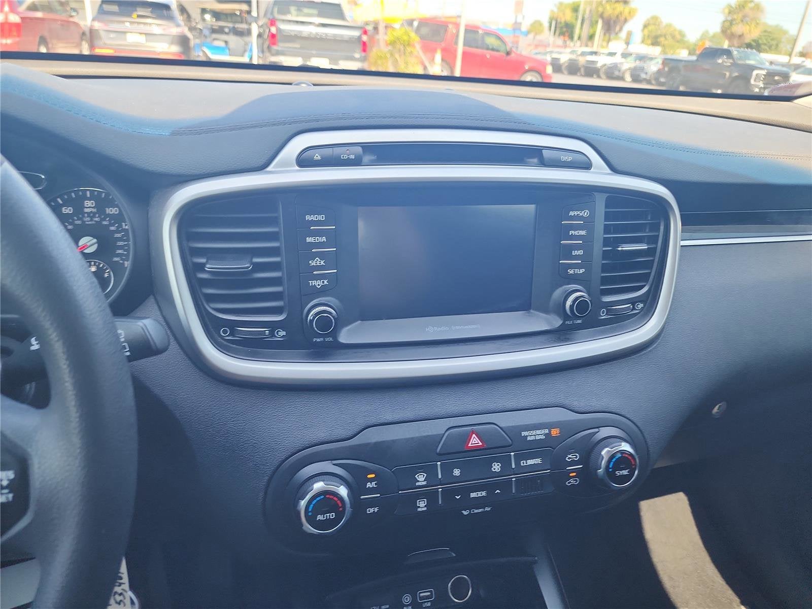 2018 Kia Sorento LX