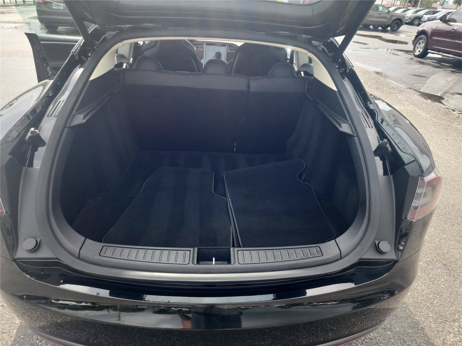 2013 Tesla Model S Performance