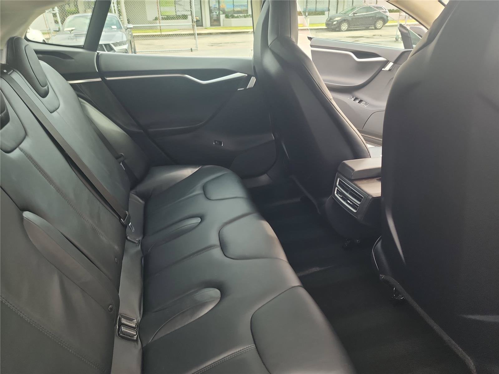 2013 Tesla Model S Performance