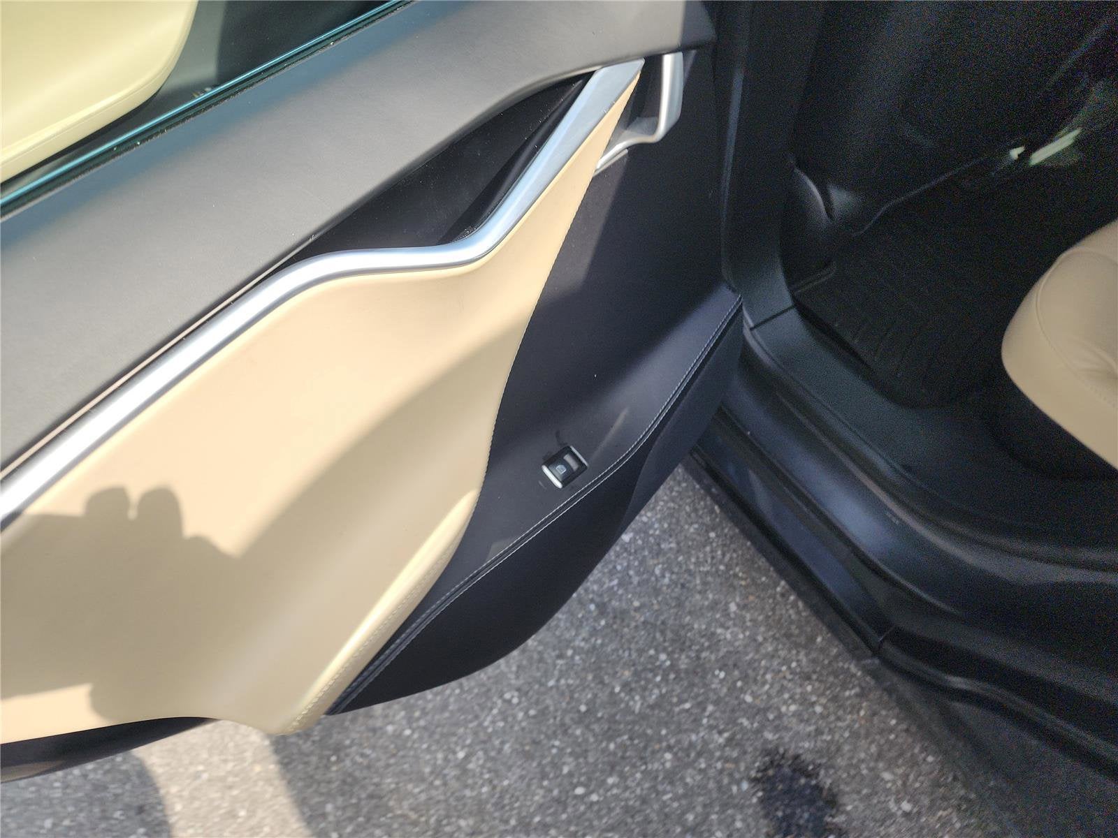 2016 Tesla Model S 90D