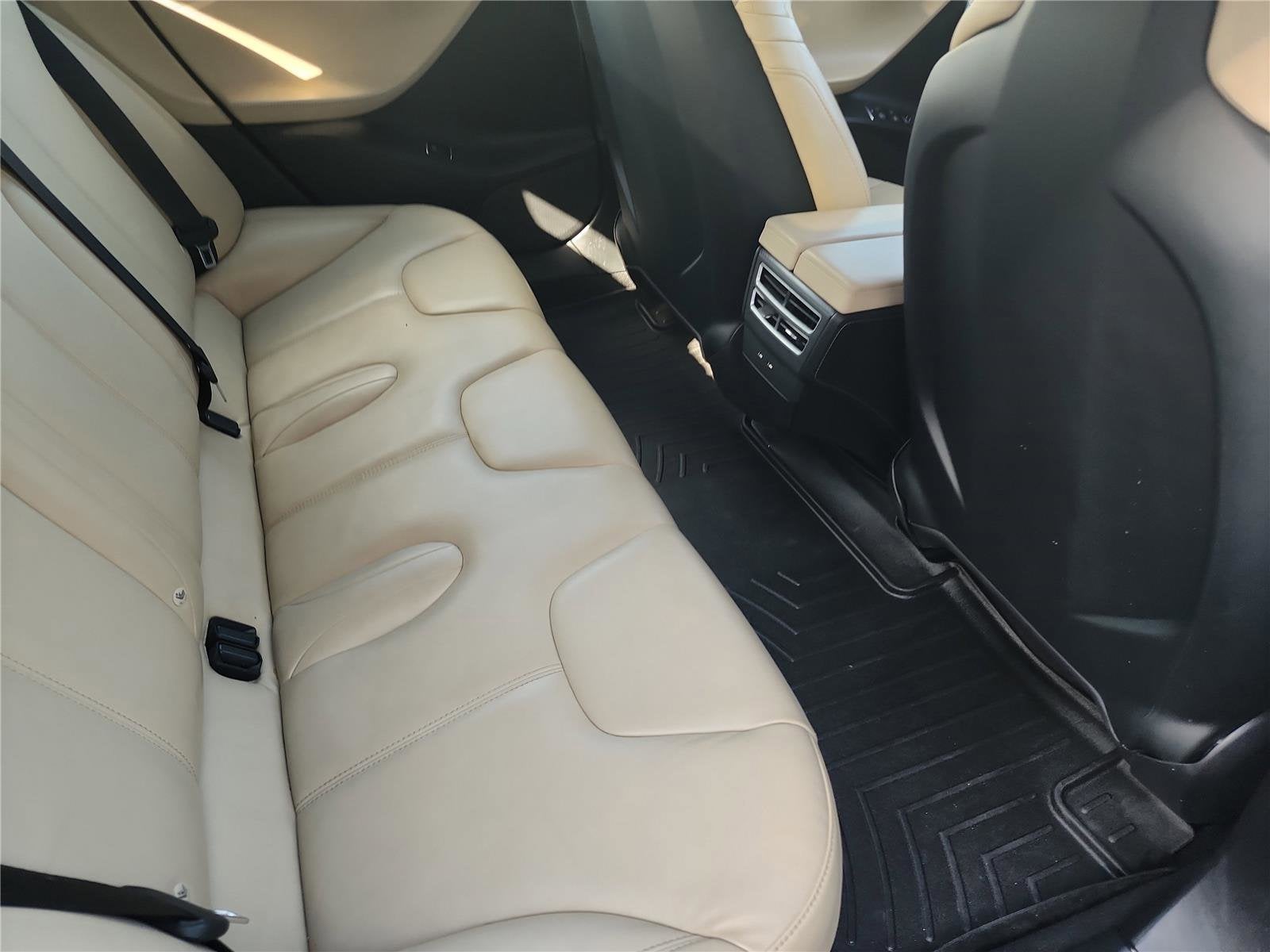 2016 Tesla Model S 90D