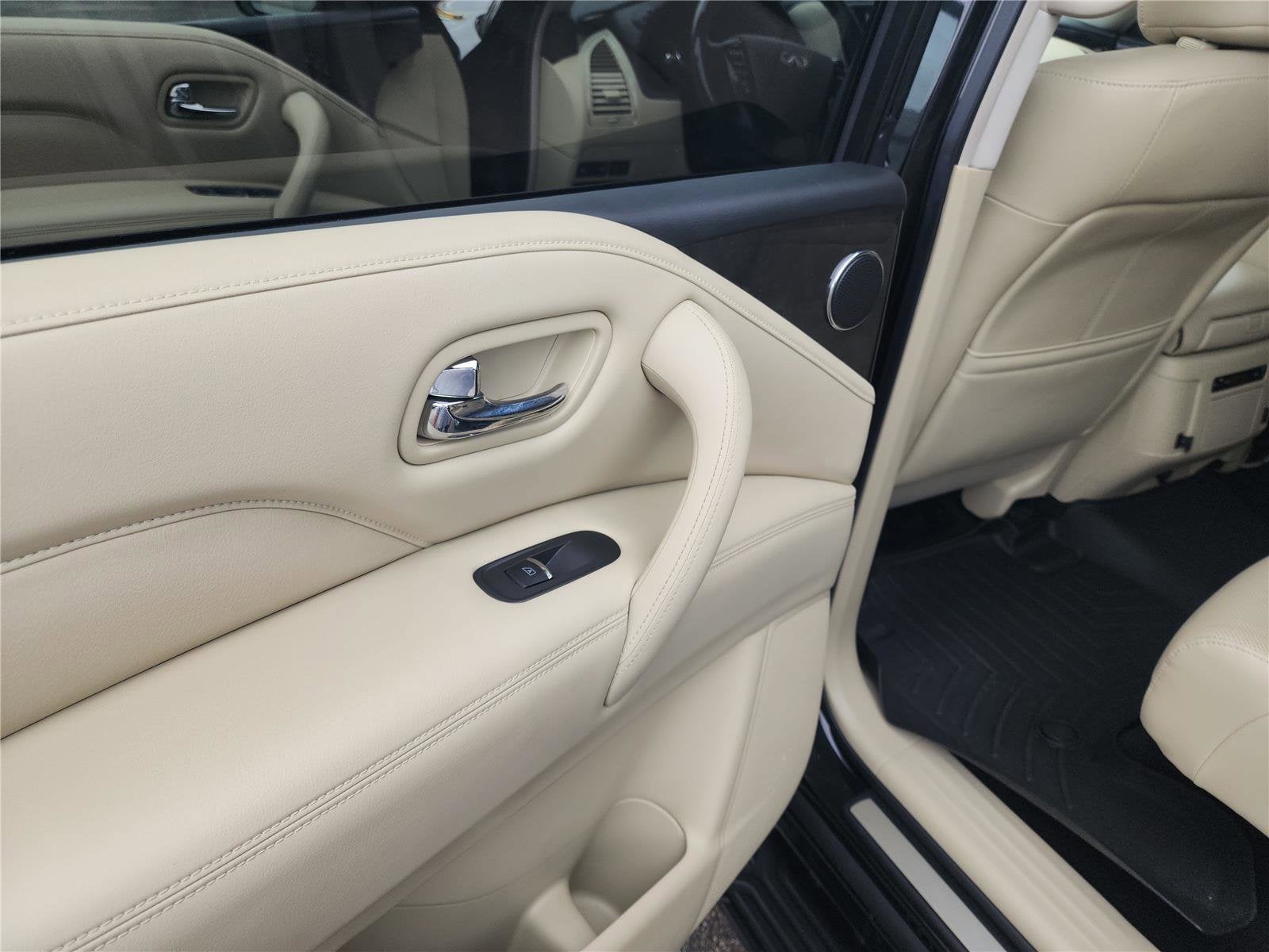 2020 INFINITI QX80 LUXE