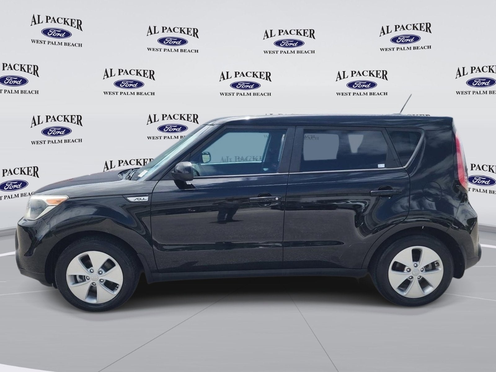 Used 2016 Kia Soul Base with VIN KNDJN2A26G7397958 for sale in Royal Palm Beach, FL