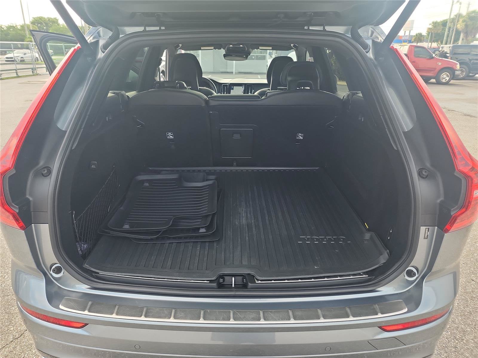 2018 Volvo XC60 R-Design