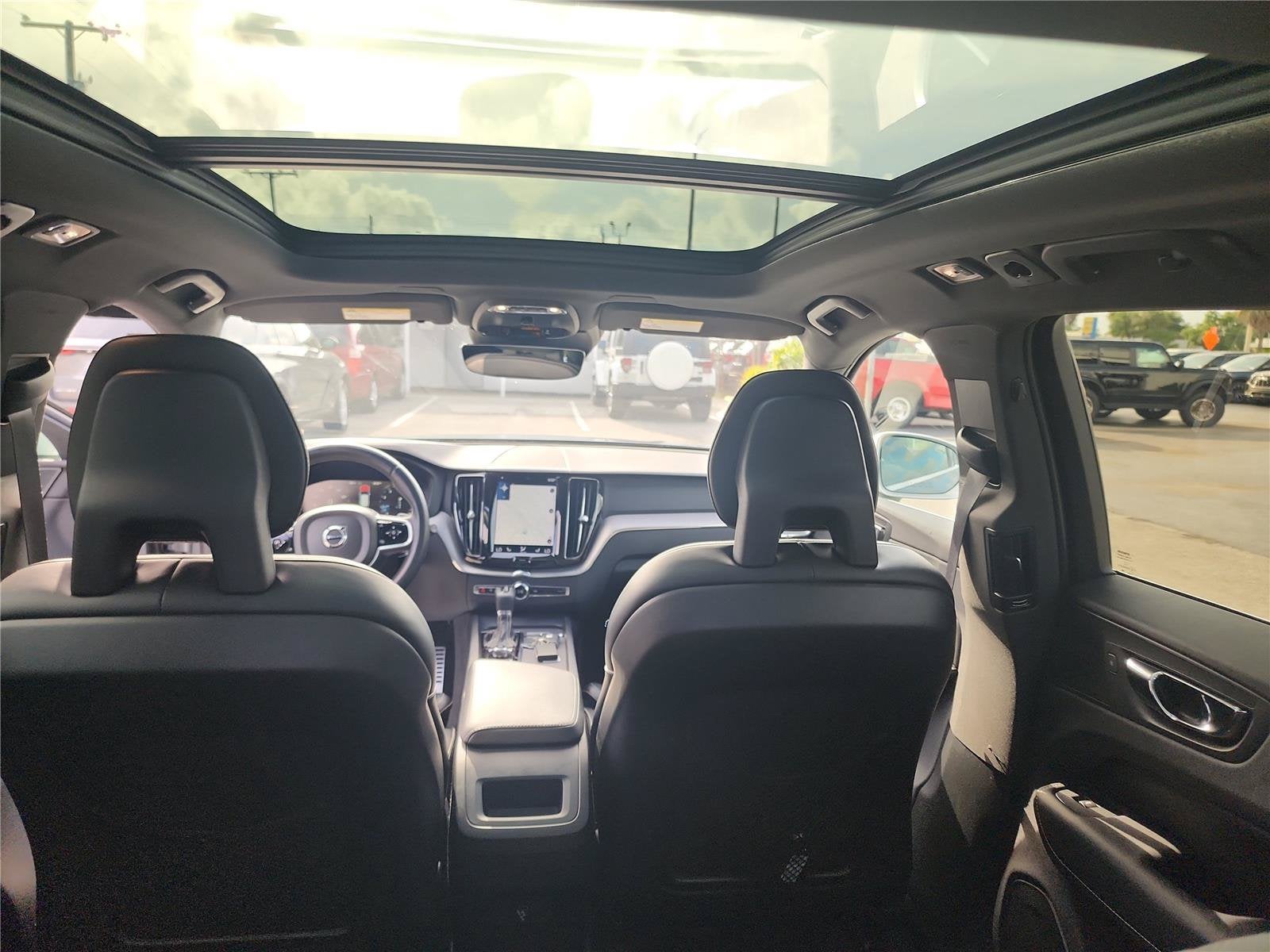 2018 Volvo XC60 R-Design